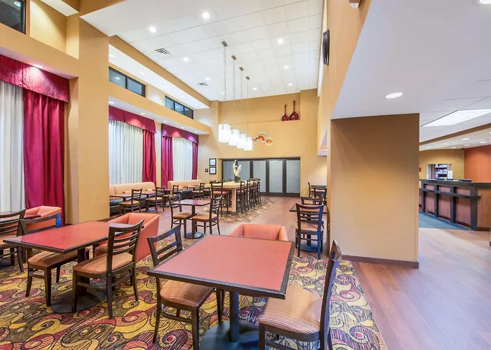 Hampton Inn & Suites Oklahoma City - South